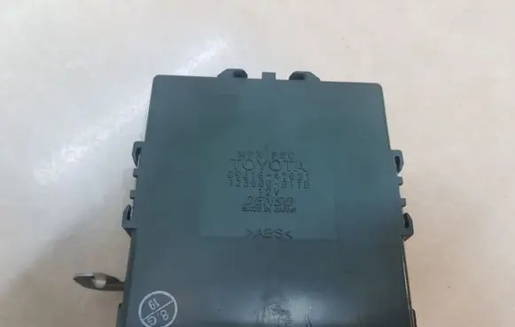 Toyota Prius (XW20) Comfort/convenience module 8961847021