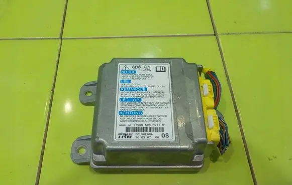Honda Civic Airbag control unit/module 77960SMRF011M1