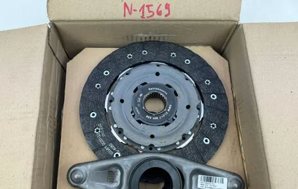 BMW 7 F01 F02 F03 F04 Clutch set kit 7603849