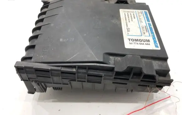 Volkswagen Golf VI Fuse box set 1K0937132F