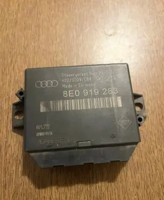 Audi A6 S6 C5 4B Parking PDC control unit/module 8E0919283 601722 281003F