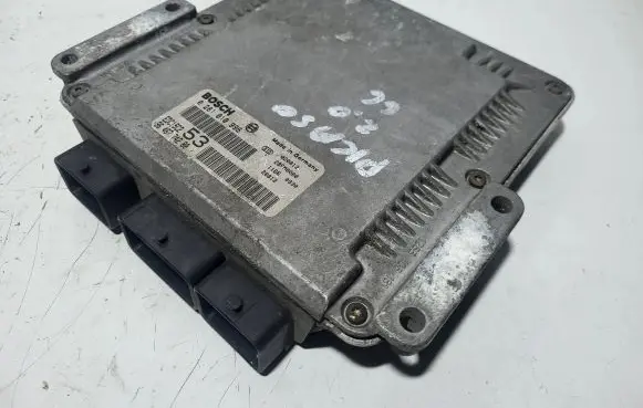 Citroen Xsara Picasso Engine control unit/module 9646774280 EDC15C2 0281010996