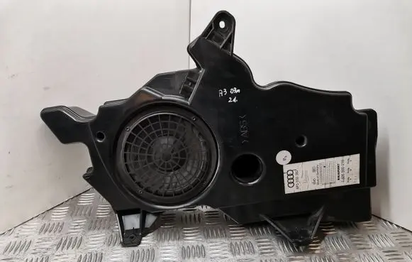 Audi A3 S3 8P Subwoofer speaker 8P3035382
