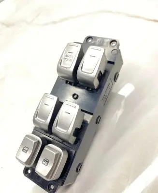 SsangYong Tivoli Electric window control switch 299139562 8581135000 299139565