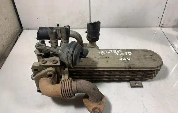 Seat Altea XL EGR valve cooler 03G131513J