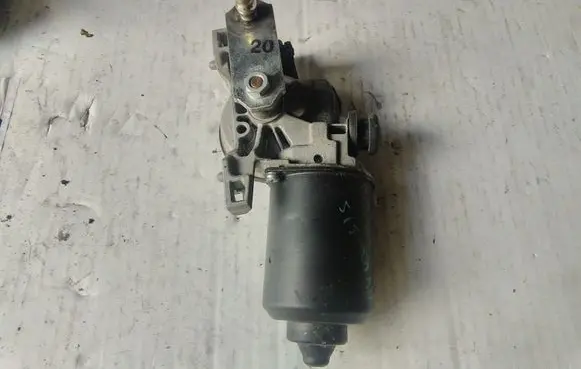 Toyota Avensis T250 Wiper motor 8511005050 MS1592006420
