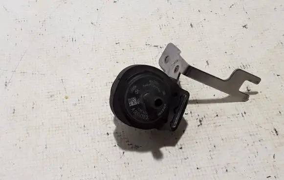 Mercedes-Benz GLA H247 Valve A0004703700