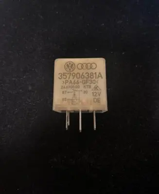 Volkswagen Golf V Other relay 357906381A PA66GF30