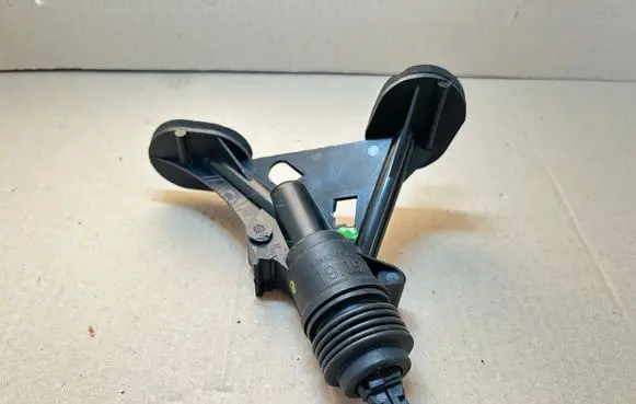 Clutch slave cylinder