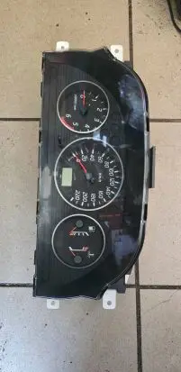 Nissan X-Trail T30 Speedometer (instrument cluster) S00H6