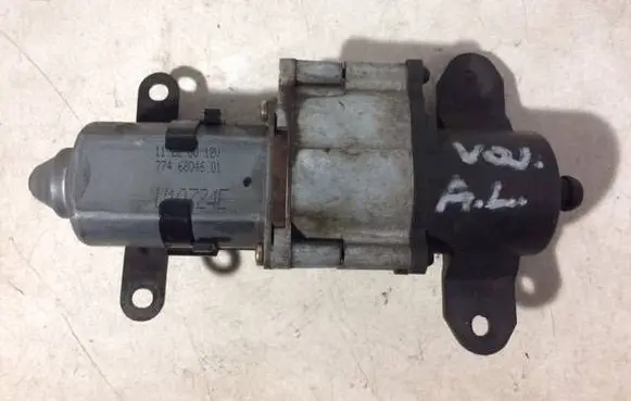 Chrysler Voyager Sliding door motor U10724E