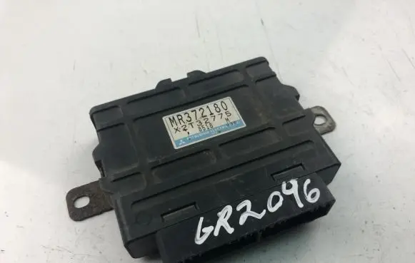 Mitsubishi Pajero Engine control unit/module ECU MR372180