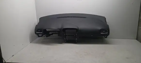Volkswagen Golf VI Dashboard 5K1858295E