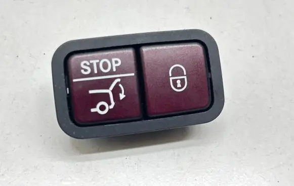 Mercedes-Benz GLC X253 C253 Tailgate/boot open switch button 2128210551 32132193
