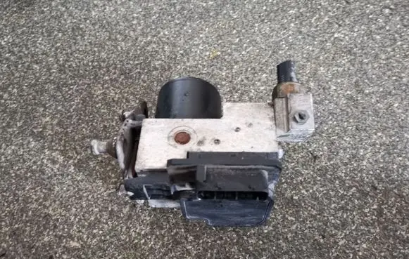 Mercedes-Benz A W168 ABS Pump 0265202433 A0034317412