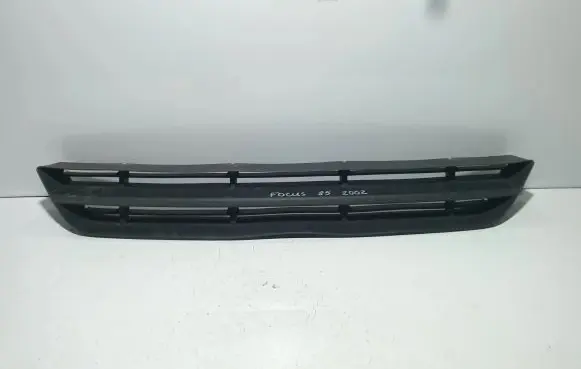 Ford Focus Front bumper lower grill 2M51A018A58AC 0097A 2M51A018A58A