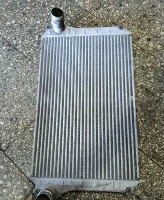 Toyota Avensis T250 Intercooler radiator