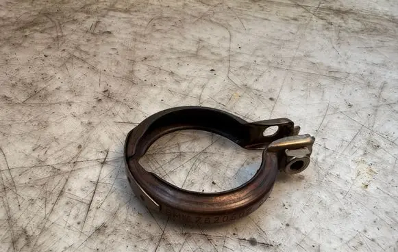 BMW 7 G11 G12 Muffler pipe connector clamp 7620507