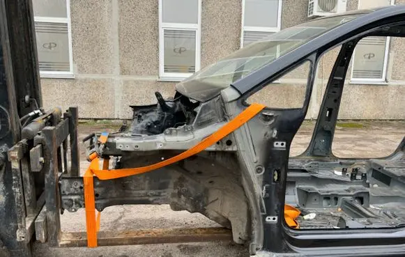 Volkswagen Touran III Front quarter panel 