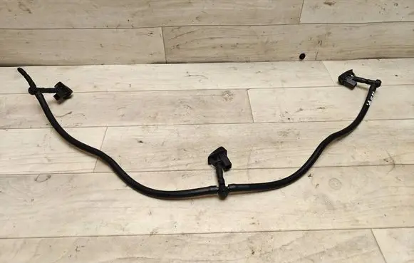 Volvo V40 Windshield washer spray nozzle 
