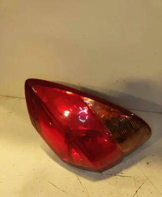 Subaru Legacy Rear/tail lights 22020792