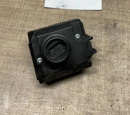 Mercedes-Benz C W204 Ignition lock A207905711