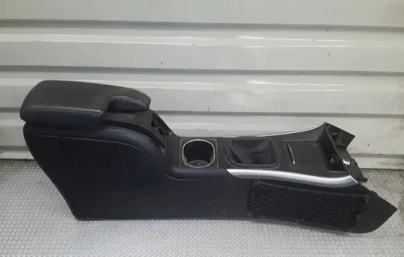 Mercedes-Benz B W245 Armrest 