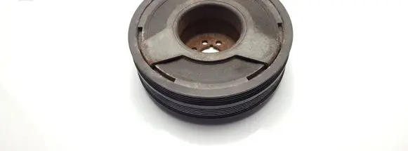 Audi A6 S6 C5 4B Crankshaft pulley 059105251M