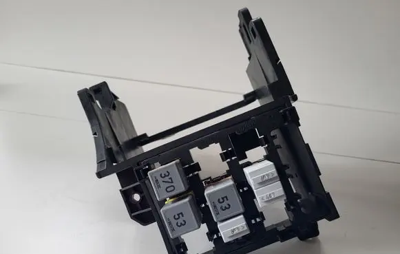 Volkswagen Tiguan Fuse module 1K2971858K