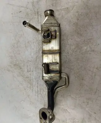 Jeep Grand Cherokee (WK) EGR valve cooler 16421400175 0527200185