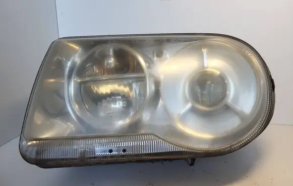 Chrysler 300 - 300C Front fog light A045715