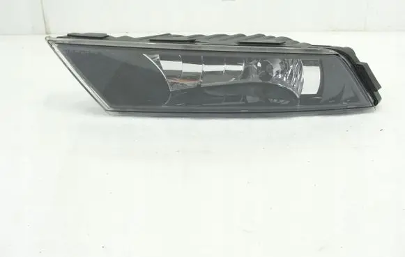 Skoda Superb B8 (3V) Front fog light 3V0941699