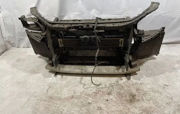 Audi Q7 4L Radiator support slam panel