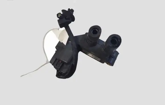 Volvo V40 Cross country Exhaust gas pressure sensor AV615L200AB CZQ7A13A23A