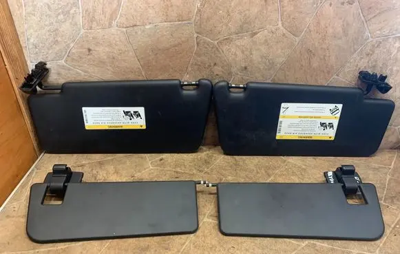 Mercedes-Benz GL X166 Sun visor A1665840326