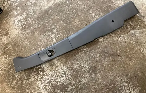 Mercedes-Benz Sprinter W907 W910 (B) pillar trim (top) A9076903200 16113334