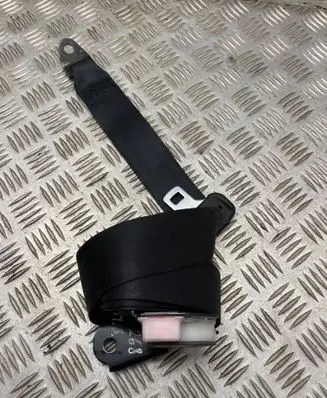 Mazda 6 Rear seatbelt t86240t