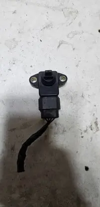 Mitsubishi Lancer Intake air temperature sensor MN143855 371113173