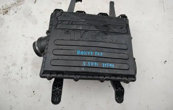 Iveco Daily 5th gen Air filter box