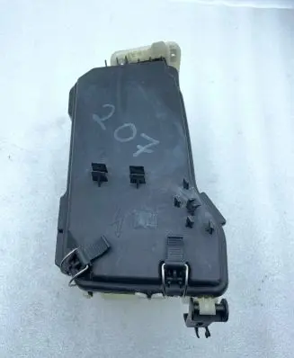 Mercedes-Benz E A207 Fuse box set A2075400024