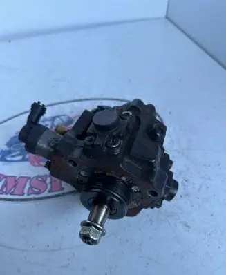 Hyundai i30 Fuel injection high pressure pump 331002A420