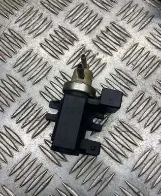 Renault Laguna I Turbo solenoid valve 897219