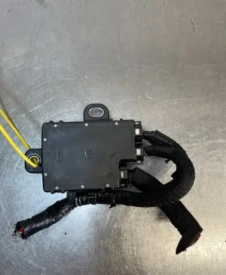 Renault Austral Trunk lid opening control unit 