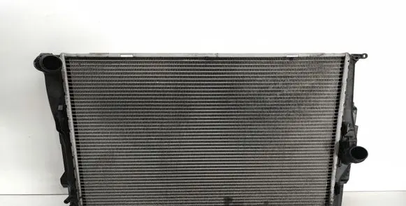 BMW 1 E81 E87 Coolant radiator 7559273 17117559273