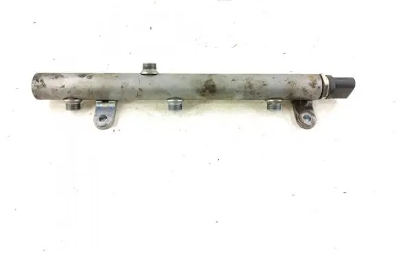 Fuel main line pipe
