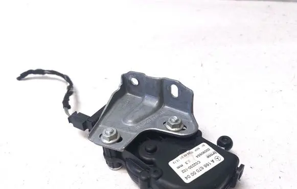 Mercedes-Benz GL X166 Vent window/glass motor A1666700004