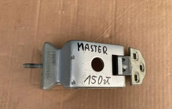 Opel Movano B Rear door upper hinge 844000013R