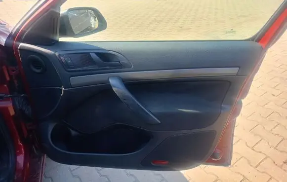 Skoda Octavia Mk1 (1U) Front door card panel trim