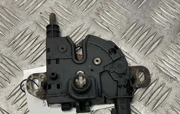 Ford Focus C-MAX Engine bonnet/hood lock/catch
