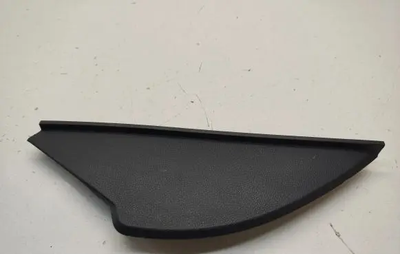 Hyundai Tucson TL Dashboard side end trim 84768D7000 84767D7000